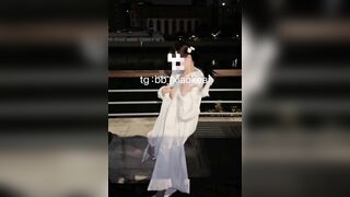 Em teen loli dâm cùng anh ra công viên show hàng dâm địt nhau vs a bị bắn đầy vào lồn