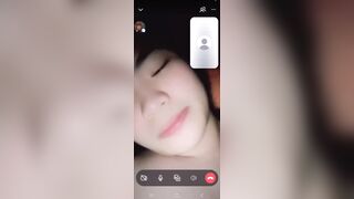Cực phẩm em trắng tròn bím dâm