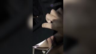 EM LỒN CHƯA MỌC SỢI LÔNG NÀO NHƯNG THÍCH DÂNG HIẾN CHO A CHƠI