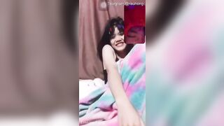 Lần đầu cho người yêu xem nên em ngại