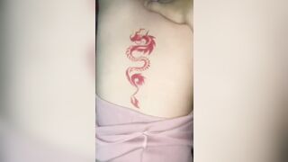 Vừa thay váy đã bị em họ vô vén đụ không thương tiếc
