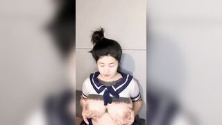 Gái dâm chubby xăm trổ vú to khoe hàng