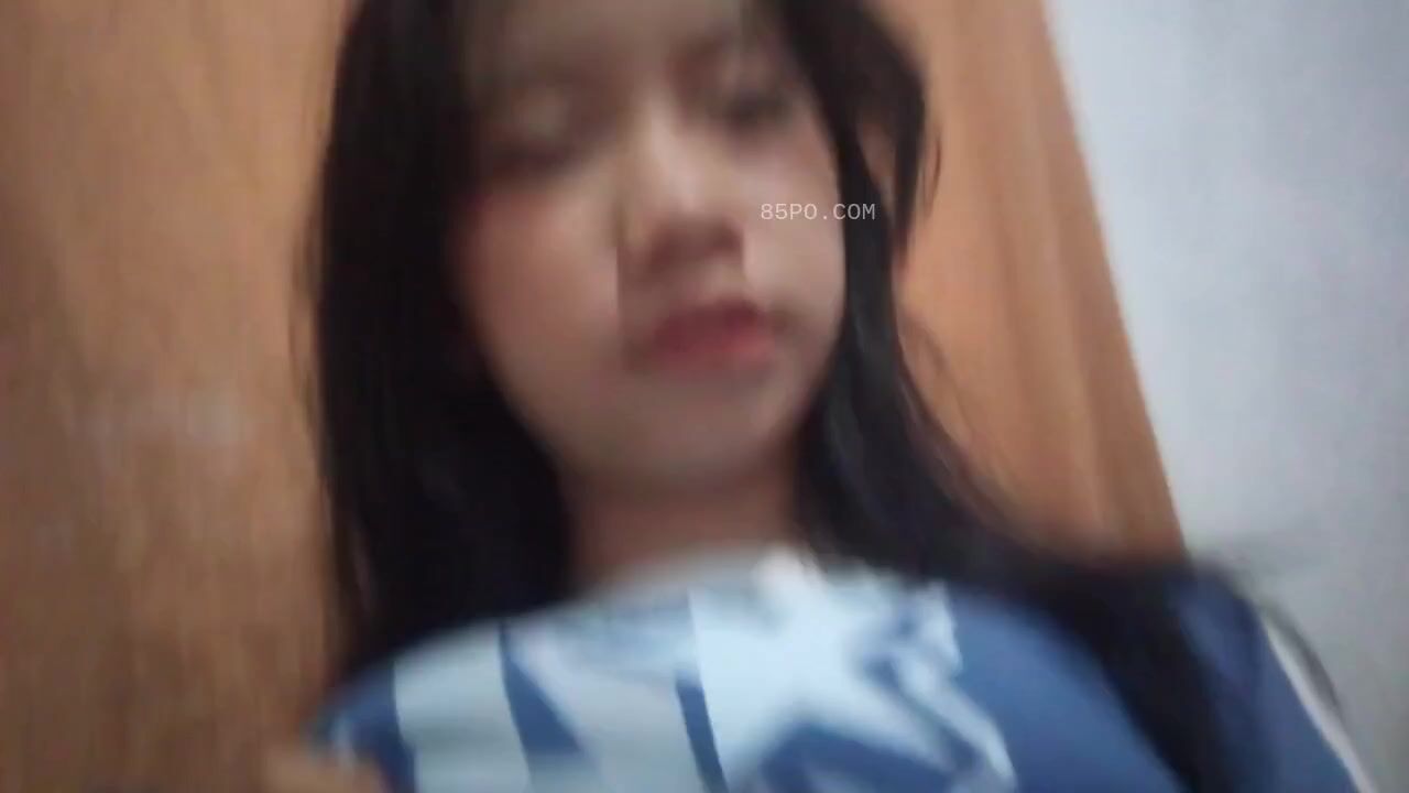 Bé hàng xóm 5