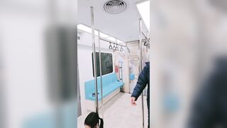 Em teen học sinh vú bự bị trói bắt show hàng trên tàu điện ngầm bị ng lạ sờ mó #2