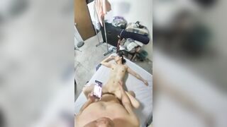 Vừa chơi chị dâu loli vừa quay phim gửi chồng chị coi