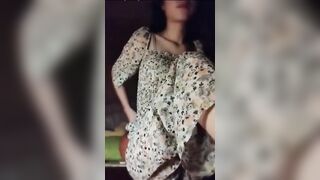 Hồng Anh 2k10 teen non mới lớn tập tành call sex thủ dâm