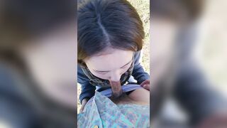 Vừa ngắm cảnh núi rừng hùng vĩ vừa đc em ghệ dâm bú cu bên dưới cực phê