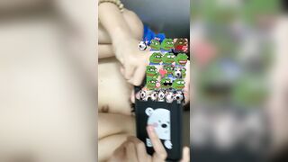 cho con em họ mượn điệ thoại làm địt nó luôn