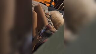 vô tình thấy chị dâu đang xem sex thủ dâm có lên giúp chị không - phần 2
