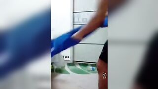 Cháu gái 17 tuổi mới đi học về ông cậu họ đè đụ bằng được khi ko có ai ở nhà.
