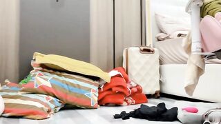 Gái xinh live tâm sự chuyện bị mấy ông anh họ đụ