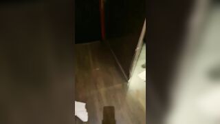Con đĩ Suchibi, Mở cửa Cho lễ tân Khách Sạn Doggy, Vừa Kích thích vừa Sợ lút cán live