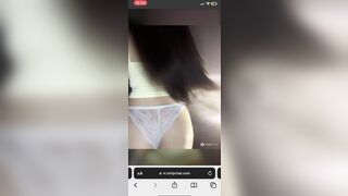 Mông này thì đụ trừ cơm