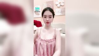 Trần Hà My con đĩ lăng loàn bán quạt bên trung quốc xinh xắn - phần 11