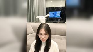 Trần Hà My con đĩ lăng loàn bán quạt bên trung quốc xinh xắn - phần 26