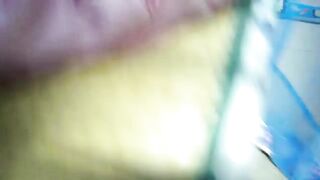 lén lút mò lồn con em họ 2k10 đang ngủ say