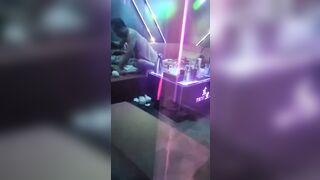 địt nhau trong phòng karaoke xôn xao facebook cho anh em xem - phần 2
