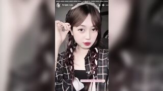 Tú Uyên k10 vừa vào trường đã bị anh khoá trên chăn rồi leak clip