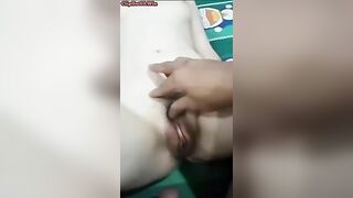 Gái mới lớn