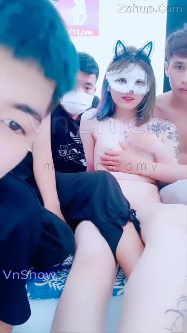 Màn giới thiệu idol mới Huyền nhỏ