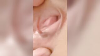 Gái xinh thủ dâm 4