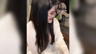 Gái xinh dâm vú to lồn ngon thủ dâm bằng toy nghe khẩu dâm kích thích