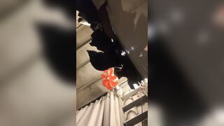 BÉ ĐANG NGỦ MÀ ANH HỌ ĐÈ BÉ RA ĐỤ NHƯ NY VẬY ĐÓ