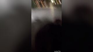 Em ghệ bú cu ny ngay trong công viên