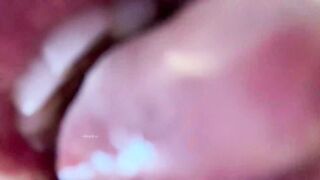 2 hot girl cổ vũ WC, Giúp nhau Móc lồn loli ko lông, Vú To Thủ dâm Live sex rên rỉ
