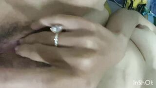 Bé teen 2k8 kính cận vú to cùng các tư thế khiêu gợi - phần 2