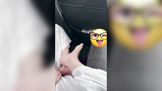 nghịch vú bé sinh viên loli lúc đi taxi