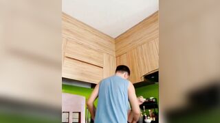Vợ vắng nhà anh rể đè em dâu ra địt từ bếp vào tới phòng ngủ