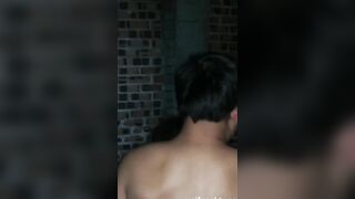 Cha dượng "dạy dỗ" con gái vợ vì say xỉn khi đi nhậu với trai