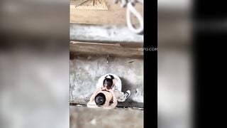 PHÁT HIỆN 2 BẠN HỌC SINH C3 TRỐN HỌC RA SAU TRƯỜNG ĐỊT NHAU