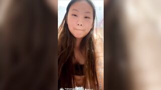Nhìn em nó dâm lồn múp cứ nhún nhún thèm cặc dâm đãng