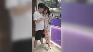QUAY NÉN GÁI XINH ĐI CHƠI VỚI BỒ KHÔNG MẶC SƠ NÍT