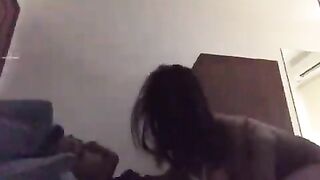 Em gái 17 tuổi cực kì dâm thích đưa lồn cho anh họ đụ làm tình ân ái như vợ chồng.