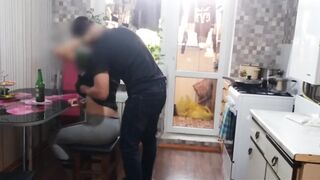 Ngoại tình với bạn của chồng