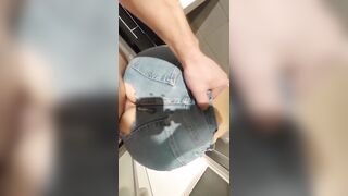 khoét đúng 1 lỗ để thằng bạn đút cặc vào lúc nứng