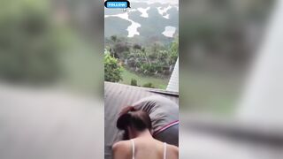 Đụ nát lồn nhỏ xinh của em sinh viên vú to ngành tour guide.