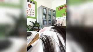 bác sỹ chuyên khoa mắt mà cái lồn lúc nào cũng ướt bán quạt ở chỗ làm - phần 5