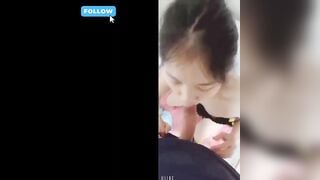 Bồ cân hai vừa liếm cậu bé anh này vừa đưa âm đạo cho anh kia doggy