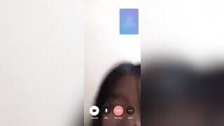 Gạ được con bạn thân cùng lớp của e gái call thủ dâm - phần 2
