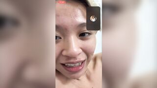 Cô bạn thân không cho chịch mà rủ call video thủ dâm