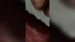 Địt chị phục vu phòng khách sạn bú mút cu dâm đãng địt không bao bắn tinh đầy lồn
