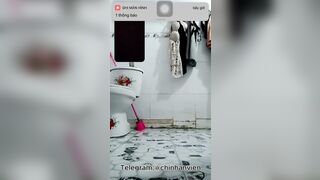 Chị Máy Bay Ngại Khi Lần Đầu Show Cho Xem Tắm