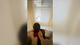 Bịt mắt Doggy bé FWB bên cửa sổ - mong không ai nhìn thấy