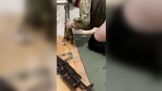 Ở chiến trường có rì dùng cái đấy... =))