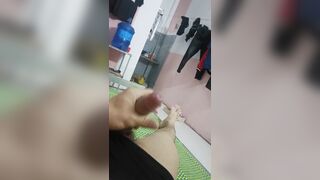 nứng quá sục cặc.