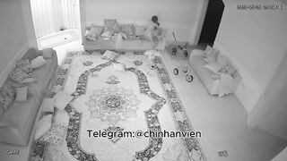 Hack Camera Vợ Dâm Nứng Đè Chồng Ra Địt Ở Phòng Khách